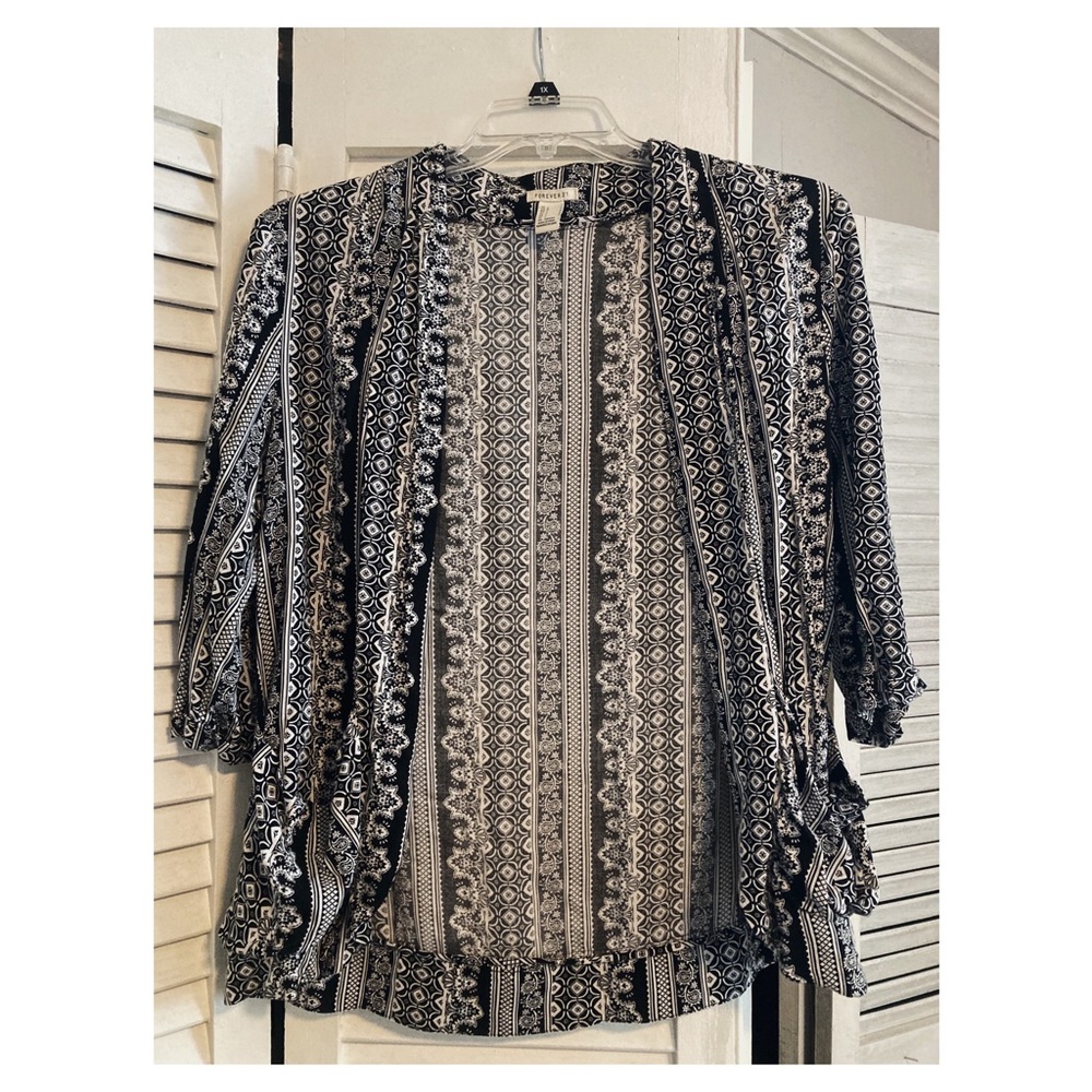 Forever 21 • Patterned Blazer • Black and White